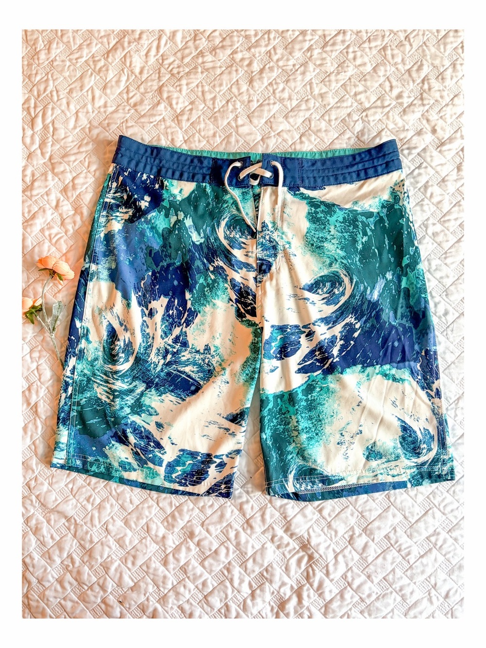 Old Navy California Wave Print Board Shorts Men’s Size 36 Blue Surf Swim Trunks
